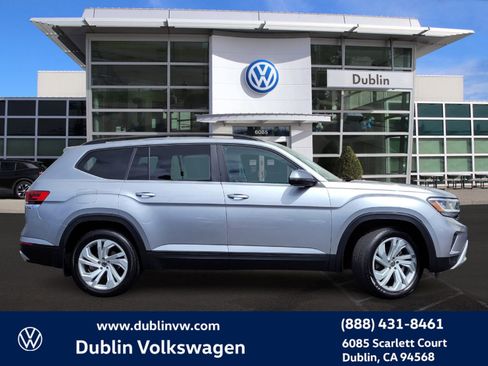 Used 2022 Volkswagen Atlas SE image 3
