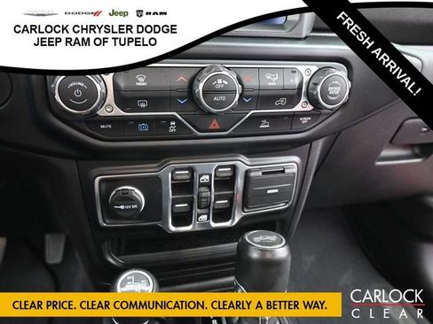 Used 2022 Jeep Wrangler Sahara image 22