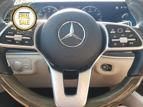 Used 2022 Mercedes-Benz GLS 450 4MATIC image 20
