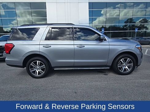 Used 2023 Ford Expedition XLT RWD image 7
