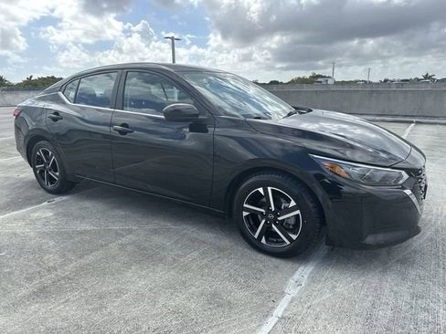 Used 2024 Nissan Sentra SV image 24