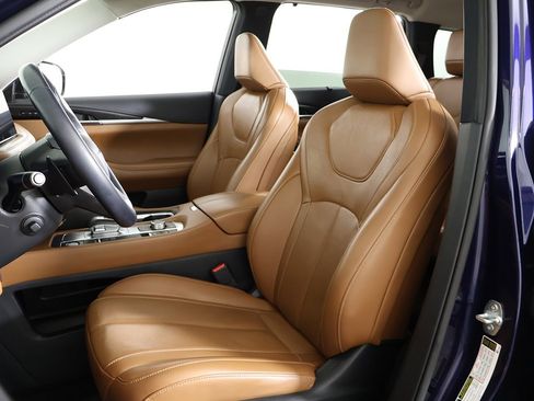 Used 2023 INFINITI QX60 Sensory w/ Cargo Package image 36