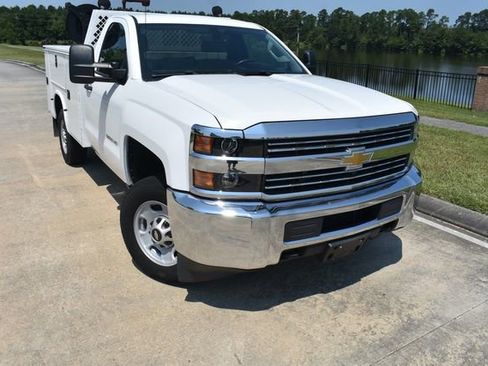 Used 2015 Chevrolet Silverado 2500 W/T w/ WT Convenience Package image 2