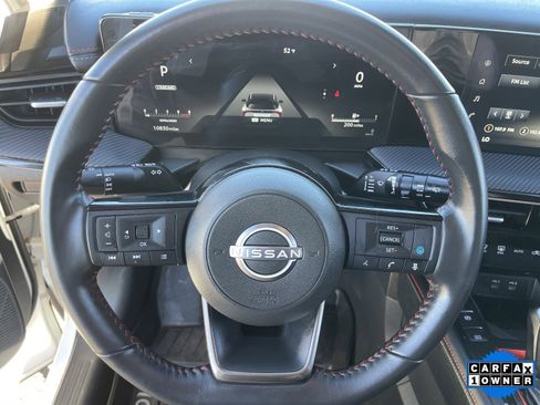 Certified 2025 Nissan Kicks SR image 24