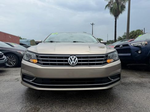 Used 2016 Volkswagen Passat 1.8T S FWD image 2