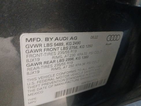 Used 2022 Audi Q5 2.0T Premium Plus w/ Premium Plus Package AWD/4WD image 25