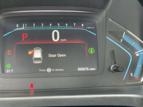 Used 2023 Honda Odyssey Touring image 12