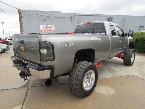 Used 2012 Chevrolet Silverado 2500 LTZ w/ LTZ Plus Package image 6