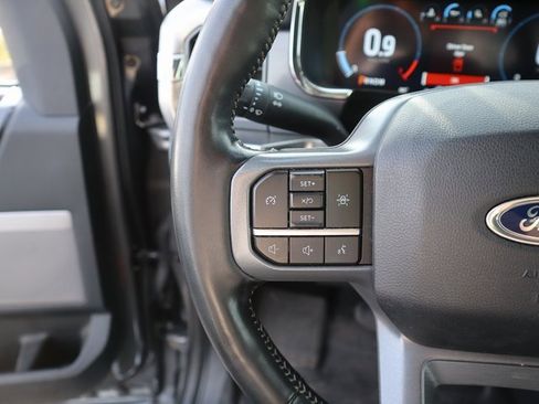 Used 2023 Ford F150 Lariat w/ Trailer Tow Package image 33