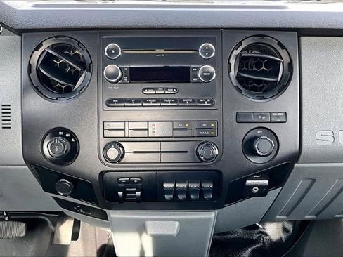 Used 2014 Ford F250 XL w/ XL Value Package AWD/4WD image 14