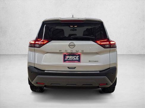 Used 2023 Nissan Rogue SV image 6