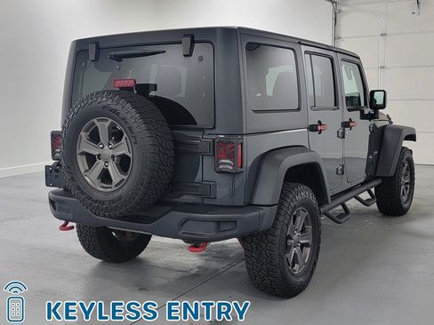 Used 2017 Jeep Wrangler Unlimited Rubicon image 9