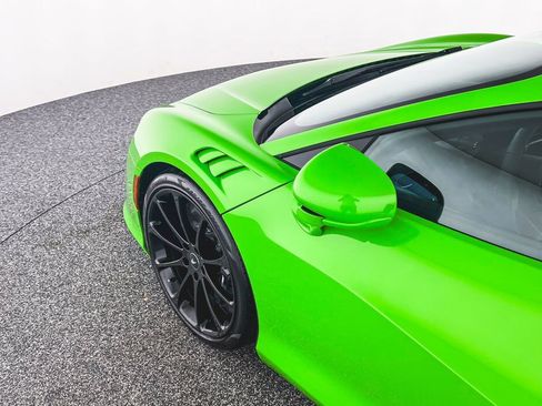 New 2025 McLaren Artura image 20