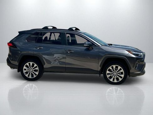 Used 2023 Toyota RAV4 XLE Premium FWD image 4