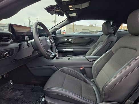 Used 2024 Ford Mustang Coupe RWD image 12