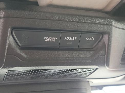 Used 2025 Jeep Wrangler Unlimited Rubicon image 18