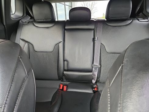 Used 2024 Jeep Compass Trailhawk image 39