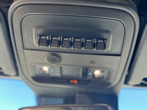 Used 2022 Ford Bronco Outer Banks AWD/4WD image 17