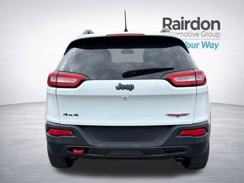 Used 2016 Jeep Cherokee Trailhawk AWD/4WD image 6