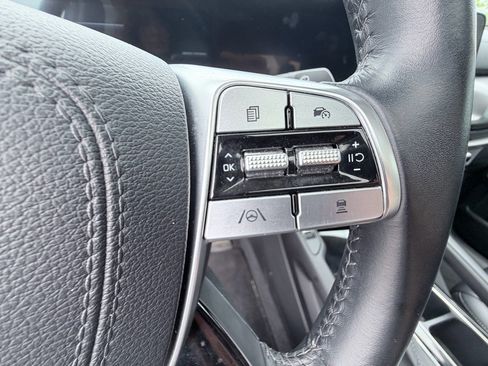 Used 2025 Kia Telluride S AWD/4WD image 16