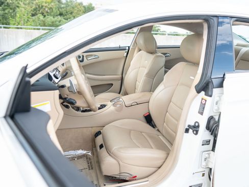 Used 2008 Mercedes-Benz CLS 63 AMG image 16