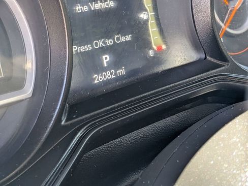 Used 2025 Jeep Wrangler Unlimited Rubicon image 15