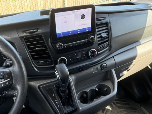 Used 2023 Ford Transit 250 Medium Roof AWD image 12