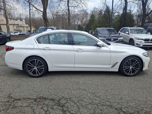 Used 2023 BMW 530i xDrive w/ Convenience Package image 7