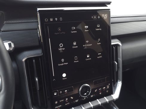 Used 2025 GMC Acadia Elevation image 19