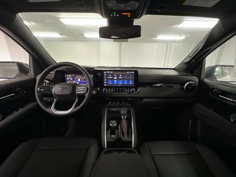 New 2025 Chevrolet Colorado Z71 w/ Midnight Edition image 55