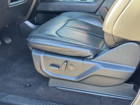 Used 2020 Ford Expedition Limited image 20