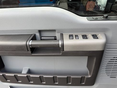 Used 2015 Ford F250 XLT image 15