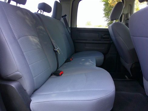 Used 2018 RAM 2500 Tradesman w/ Chrome Appearance Group AWD/4WD image 19