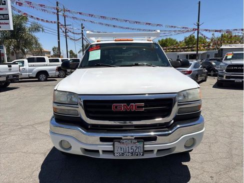 Used 2005 GMC Sierra 3500 SLE w/ Heavy-Duty Power Package RWD image 23