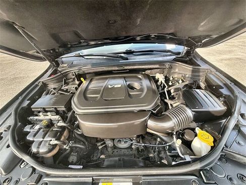 Used 2018 Jeep Grand Cherokee Laredo image 28