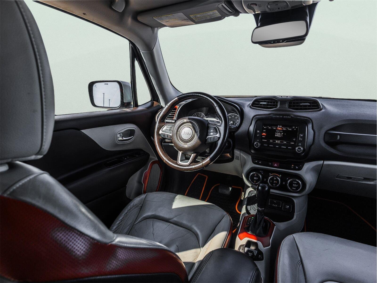 Used 2017 Jeep Renegade Limited FWD image 25