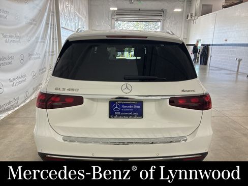 New 2026 Mercedes-Benz GLS 450 4MATIC image 5