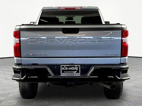 Used 2025 Chevrolet Silverado 2500 Custom w/ Custom Value Package AWD/4WD image 5