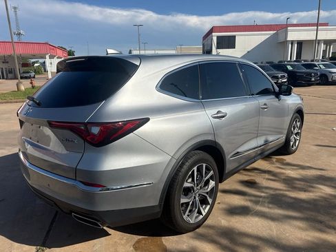 Used 2023 Acura MDX FWD w/ Technology Package image 4