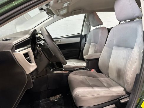 Used 2014 Toyota Corolla LE FWD image 12