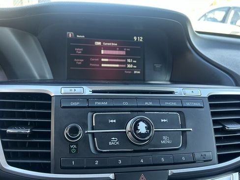 Used 2014 Honda Accord Sport image 17