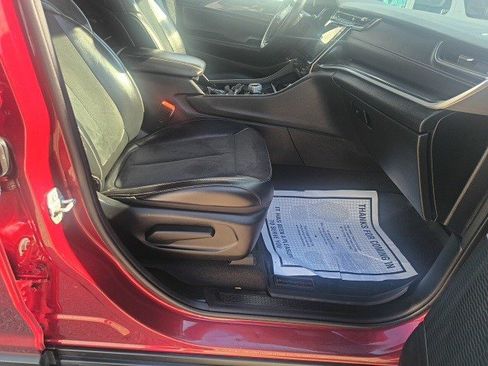 Used 2021 Jeep Grand Cherokee L Altitude image 20