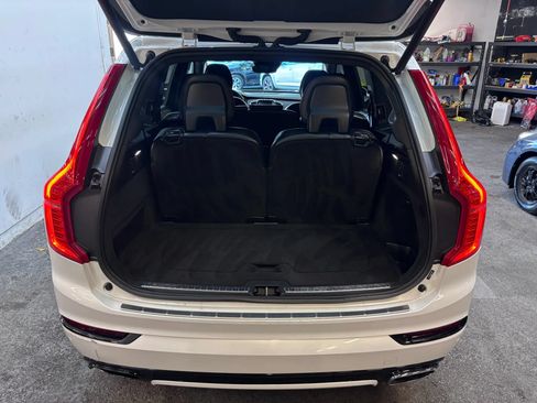 Used 2019 Volvo XC90 T5 R-Design w/ Advanced Package AWD/4WD image 24