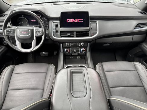 Used 2021 GMC Yukon SLT image 12