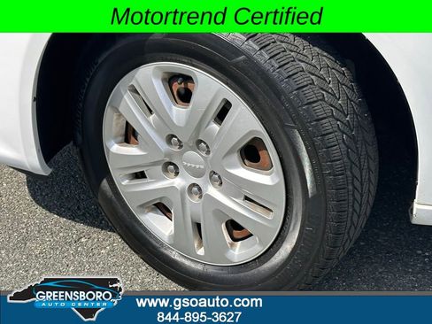 Used 2017 Dodge Grand Caravan SE FWD image 35