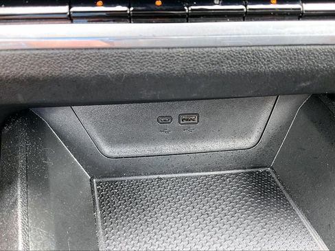 Used 2025 Chevrolet Equinox LT FWD image 32
