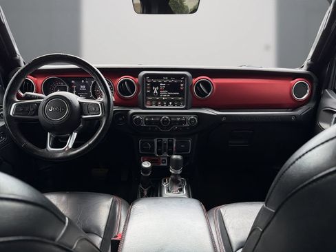 Used 2018 Jeep Wrangler Unlimited Rubicon AWD/4WD image 15