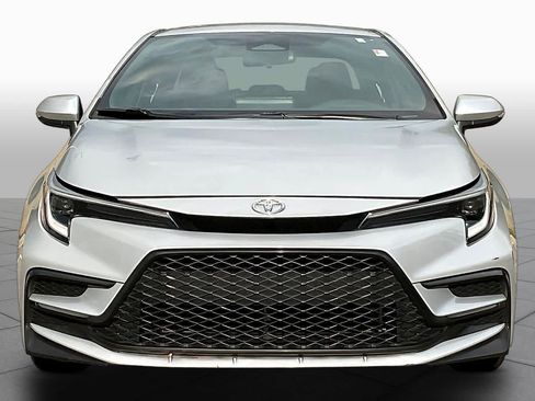 Used 2023 Toyota Corolla SE FWD image 4