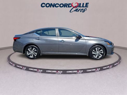 Certified 2025 Nissan Altima 2.5 S FWD image 8