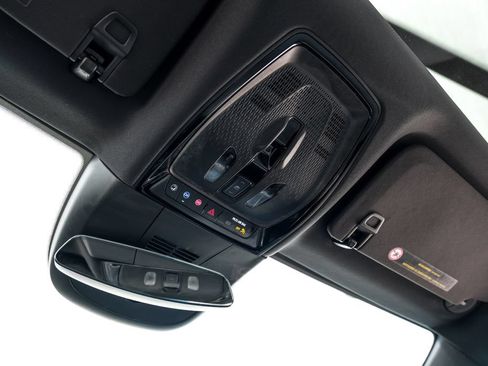 Used 2023 Cadillac Lyriq AWD image 29